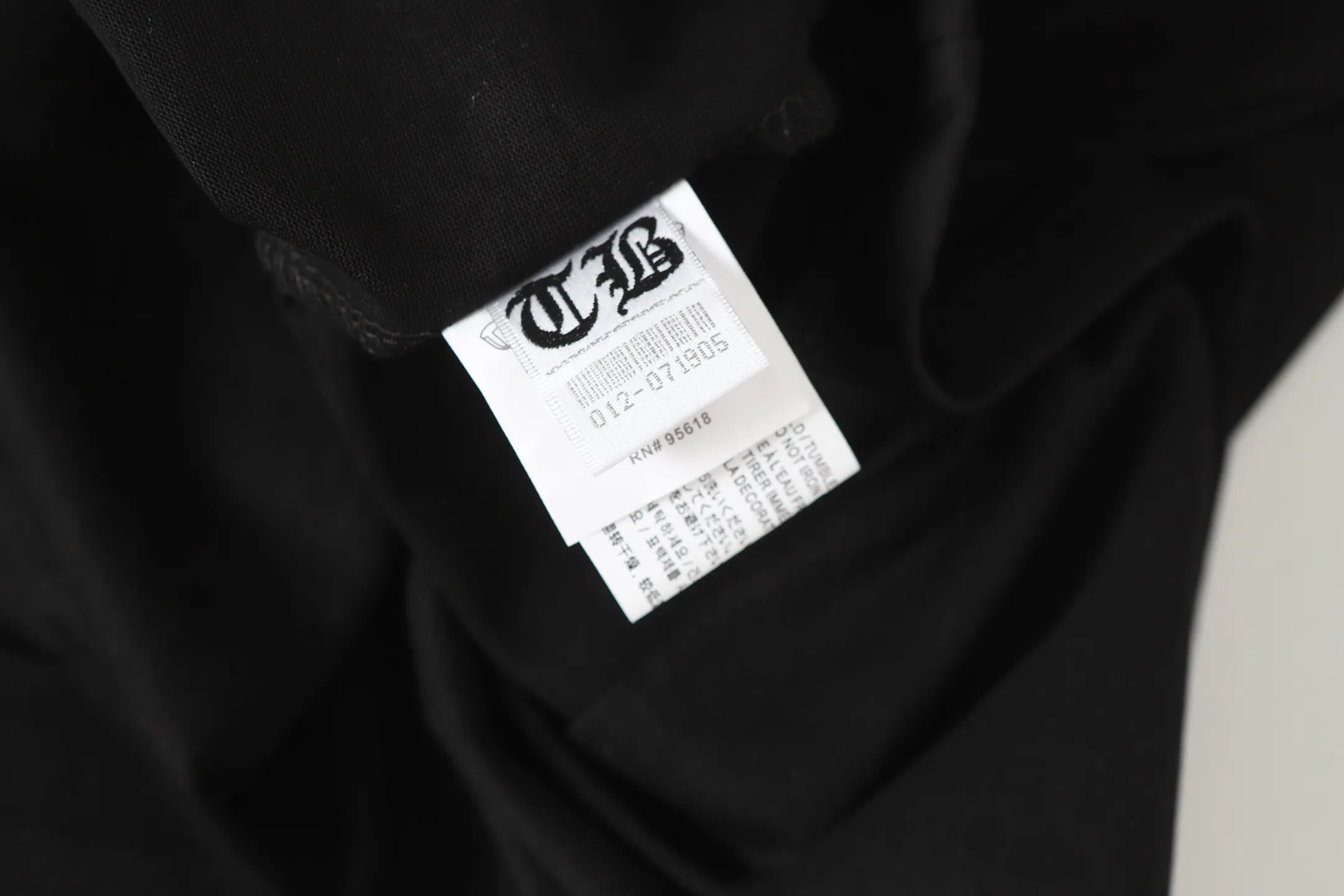 P140 -Chrome Hearts/Chrome Hearts 23ss basic Sanskrit letter printed short-sleeved T-shirt -High weight, high density and high quality. The wool is soft, delicate and skin-friendly. It feels soft and silky. It has excellent warmth and skin-friendly properties.
